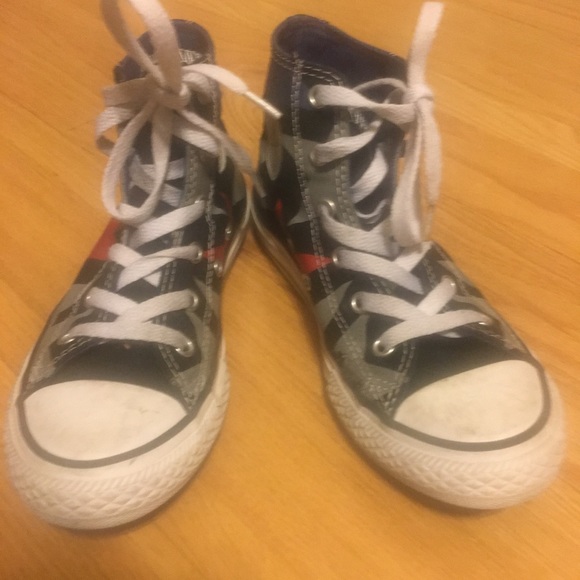 Boys converse - Picture 1 of 5